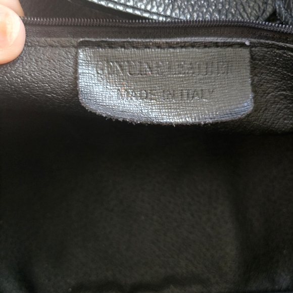 Chic Black Satchel with Patterned Scarf - Picture 3 of 4